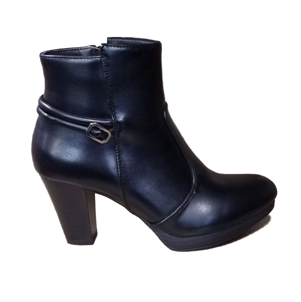 Μποτάκια Μαύρα με Λουράκι